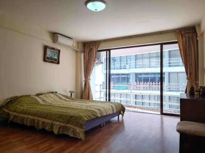 1,100,000 THB for this 1 bedroom beach condo on Mae Ramphueng Beach!