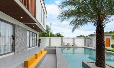 H434 Brand New Modern&Luxury Pool Villa For Sale in Huay Yai Pattaya