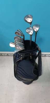 Complete set of golf clubs with bag - callaway