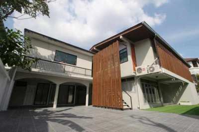 BH10 Modern Single House in Latphrao 6 Beds