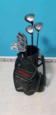 Complete set of golf clubs with bag