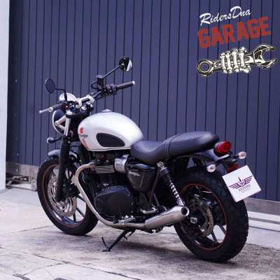 Triumph Streettwin 900 Silver Stripe 2016 , 9700KM ONLY