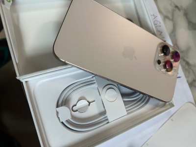 iPhone 16 Pro Max, 256GB Desert Titanium