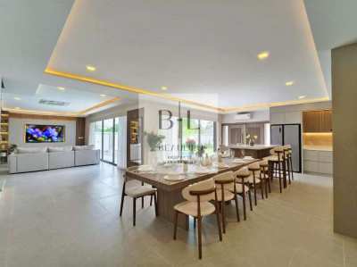 34,950,000 Baht - SALE - New Luxury 7 Bedrooms Pool Villa in Huay Yai