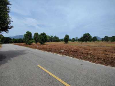 Square Shaped 1-0-0 Rai Home Building Plot Near Black Mountain Golf