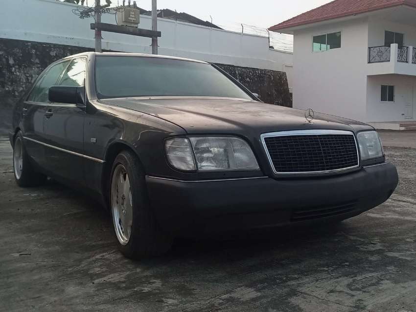 1991 Mercedes-Benz 300SEL - needs work - no owners book