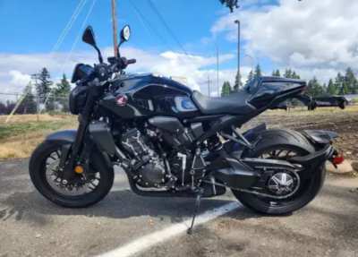 2023 Honda CB1000R Black Edition