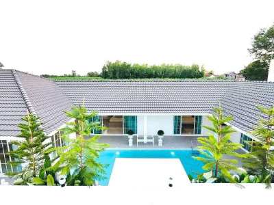 New Pool villa for sale at Pornprapanimit Rd./Pattaya