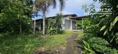 #3459 House for renovation / demolition in quiet community