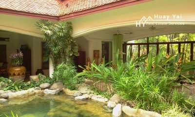 #3457 Spacious character Pool House in Jomtien Palace