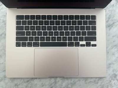 MacBook Air 15