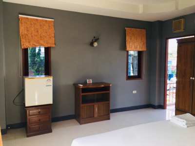 1-Bed 1-Bath Studio Type Room Near Bangrak Beach