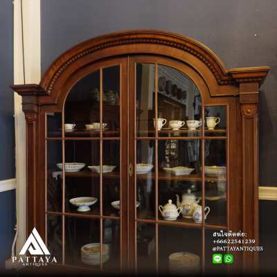 ⚜️RARE⚜️Antique Dutch Colonial display cabinet 