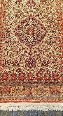 Qum silk carpet