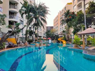 Furnished 1 Bedroom 1 Bathroom Well Lit Corner Unit 5th Floor Condo 