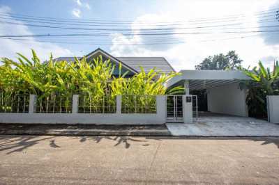 Spacious Three-Bedroom Home in Chiang Mai Floral Ville (DOIS184)