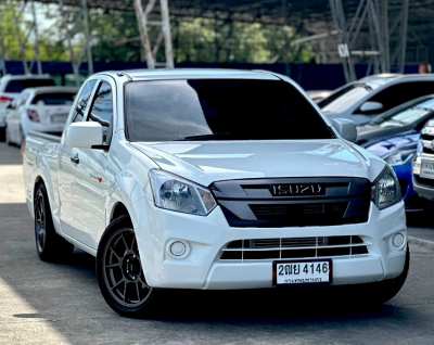 D-Max CAB 1.9 ไม่เคยชน ไม่เคยทุกหนัก เครดิตดีฟรีดาวน์