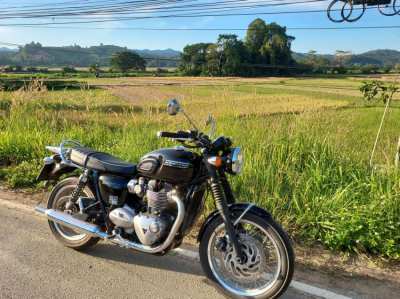 Triumph T120 - first registration March 2022