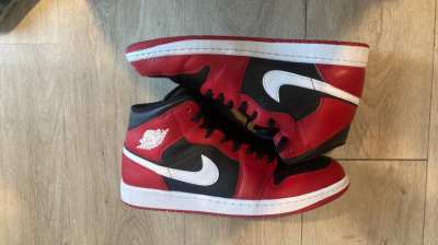 Nike Air Jordan 1