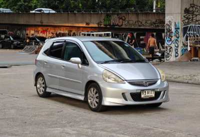 Honda Jazz 1.5 I-VTEC AT model 2006 / 2007