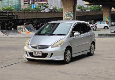 Honda Jazz 1.5 I-VTEC AT model 2006 / 2007