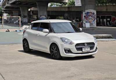 Suzuki Swift 1.2 GL CVT model 2021