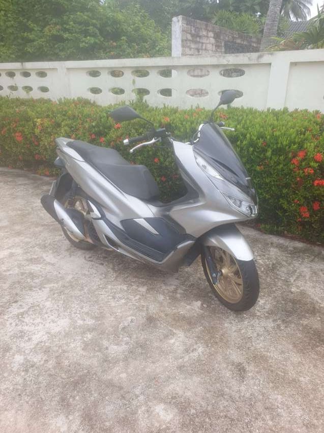 Honda PCX 2021