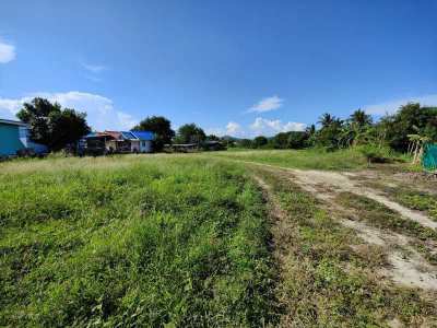 Reduced Price 1-2-0 Rai Least Expensive Land Per Rai In Soi 114 Area 