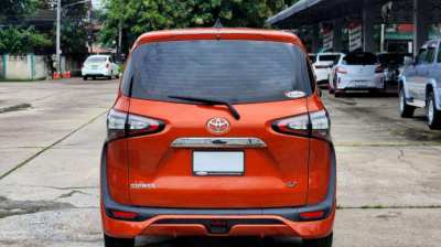 2017 (MY17) Toyota Sienta 1.5 V A/T