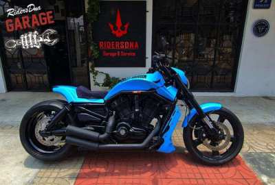 CUSTOM Harley Davidson Lamborghini Blue Custom Build Vrod Muscle 2012