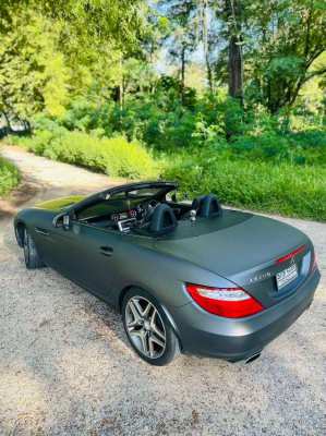 Mercedes Benz 2011 SLK 200 Only 22,000 km !!