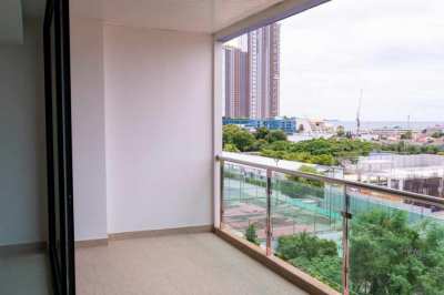 C728 Brand New Condo For Rent Partialy Furnished Seaview