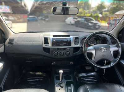 Toyota Hilux Vigo Champ 2.5 E AUTO  2014 / 2015