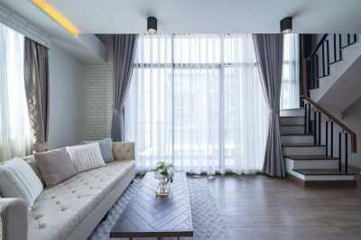 The Unique Sukhumvit 62/1 Special Tri-Plex Urban Home for Sale