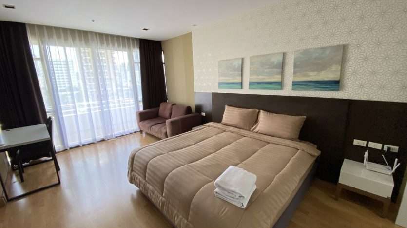 Nantiruj Tower BTS Nana 1 Bedroom Unit for Rent