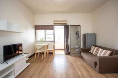 Charming Studio Condo with Mountain Views in Nimmanhaemin (SRIT074)