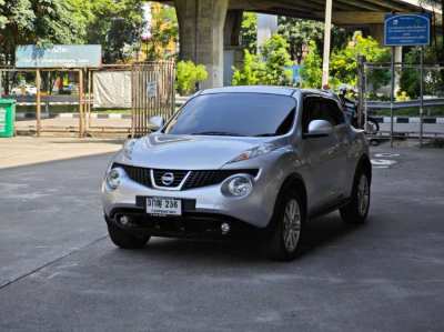 Nissan Juke 1.6 V auto 2014 