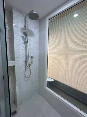 A studio is available for rent in Seven Seas Resort Pattaya.