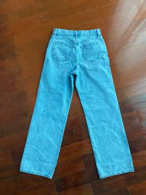 Uniqlo jeans - BRAND NEW - size 24