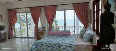 Five bedroom house on the beach in Cape Panwa..