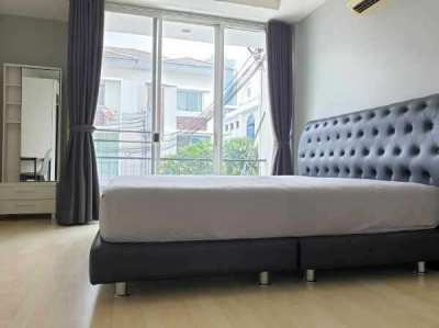 TH35 Townhouse 3.5 Storey Sathorn-Narathiwas