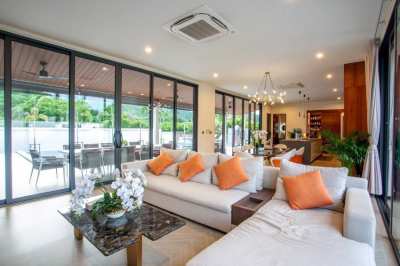 Luxury brand new pool villa in Hua Hin