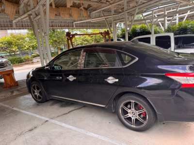 Car for rent : Nissan Sylphy