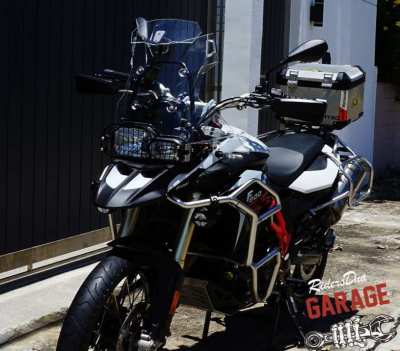 F800GS BMW White Red 2016 in Perfect Condition