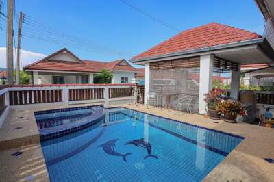 House in Hua Hin 102 - 2.7 km. from Bluport Mall