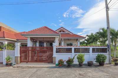 House in Hua Hin 102 - 2.7 km. from Bluport Mall