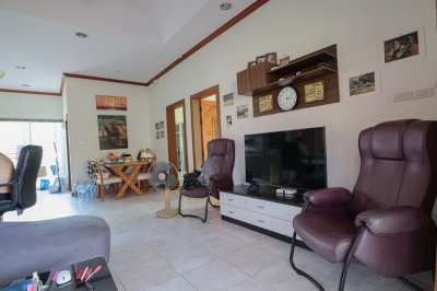 House in Hua Hin 102 - 2.7 km. from Bluport Mall