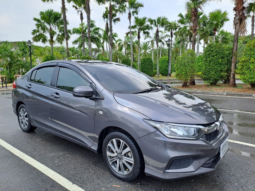 2019 Honda City 1.5 V i-VTEC, runs on both petrol and gas