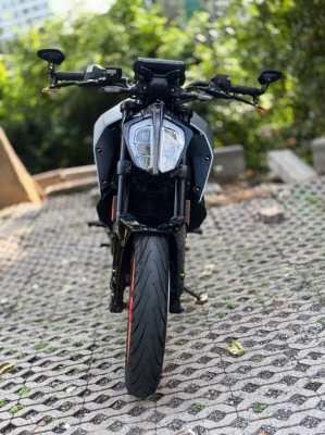 KTM DUKE 390