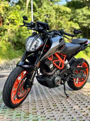 KTM DUKE 390